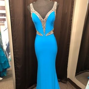 Wow Beautiful Formal Gown Turquoise Size 4 by Xcite
